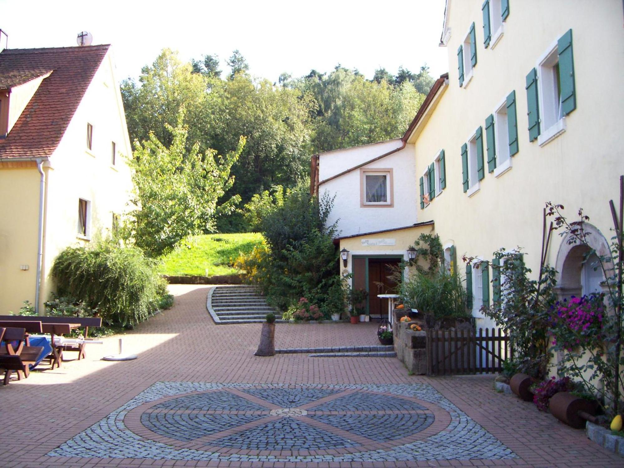 Landgasthof Gotzenmuehle Lichtenau  المظهر الخارجي الصورة